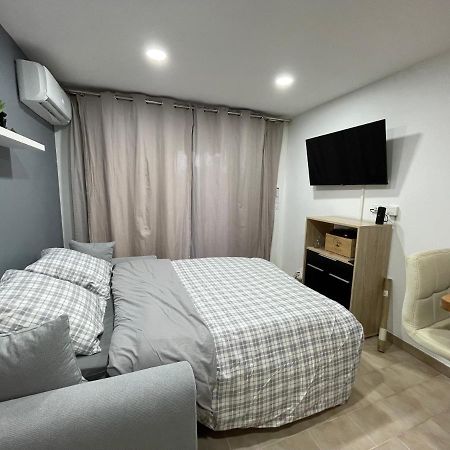 2 Pieces Climatise-Wifi / 4 Voyageurs / Boxe Prive / 2 Piscines / 2 Tennis / Petanque / Pingpong Antibes Eksteriør bilde